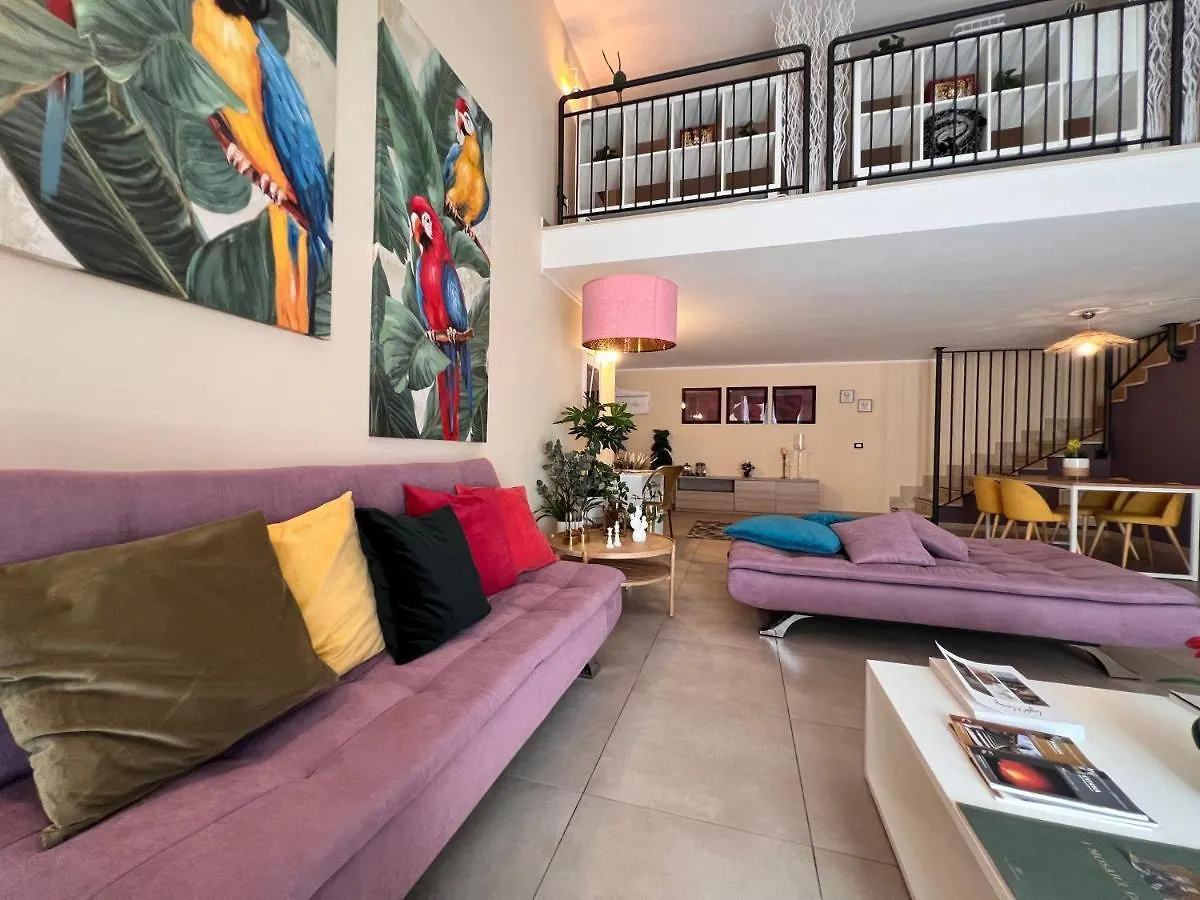 Apartment Zefia Home Catania Italy
